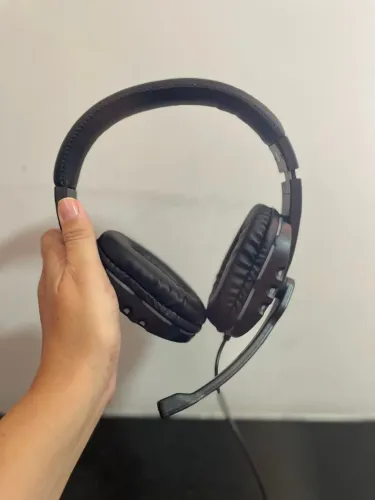 Fone Gamer com iluminação Led RGB