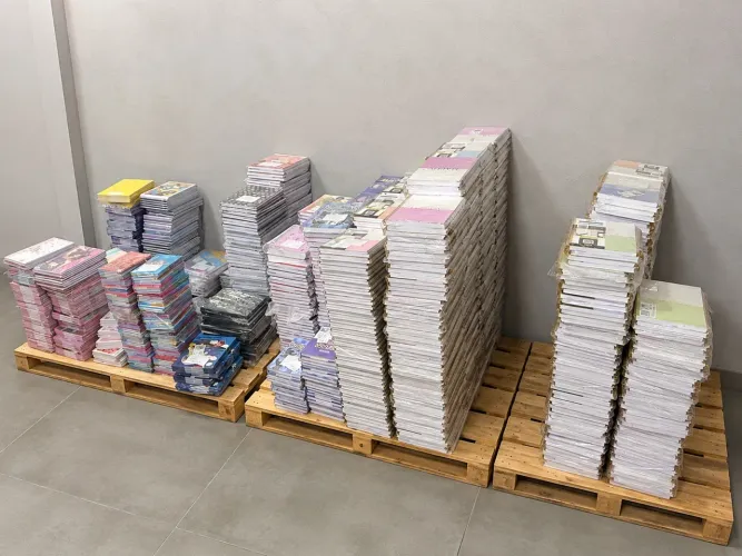 Lote de cadernos variados a preço de custo