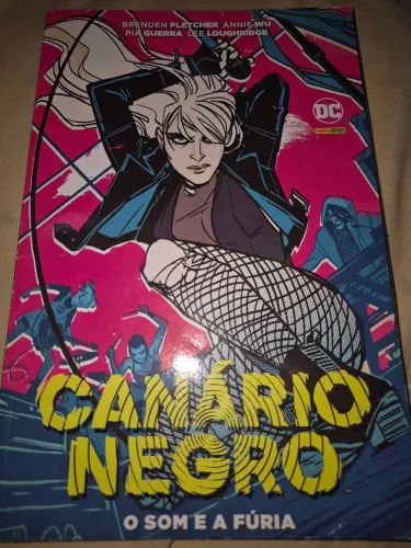 Canário Negro: O Som e a Fúria