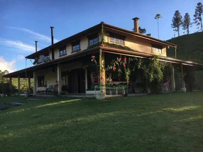 Sítio com 3 dormitórios à venda, 65000 m² por R$ 1.320.000,00 - Pouso Alto - Natividade da