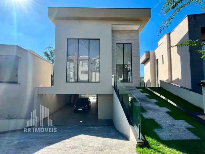 RR9221 Casa 289m² CONDOMÍNIO NEW VILLE - OPORTUNIDADE - 3 Suítes 4 Vagas - Santana de Parn