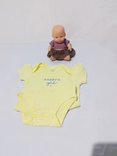 Body Carter's +boneca(entrega gratuita em sete Lagoas.