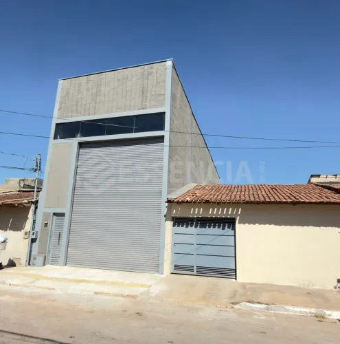 Aluga - Se Galpão c/ Mezanino - Goiânia Viva