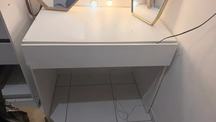 Escrivaninha Semi nova