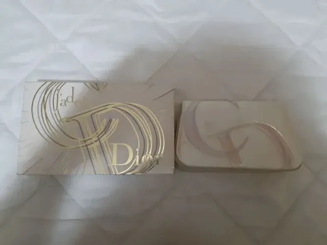 Necessaire e Embalagem Dior J'adore