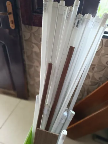 24 Lâmpadas led de 1 m e 11 de 50 cm, todas de 20 w potência (quente, neutra e fria)