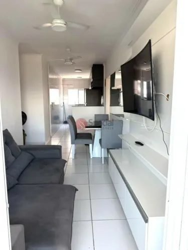 Apartamento na Praia Grande 2 dormitórios.