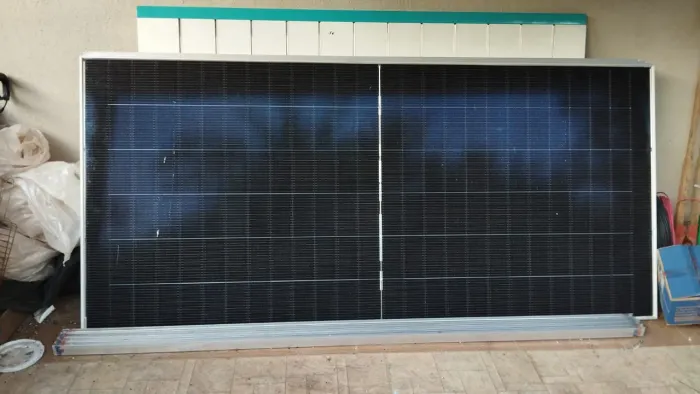 Vende se 4 painel solar fotovoltaico 630 vats