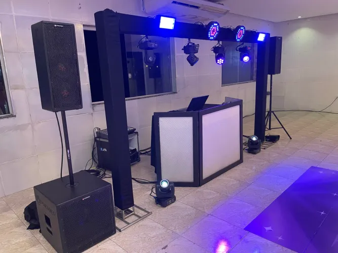 Dj Erilio som e iluminação profissional 