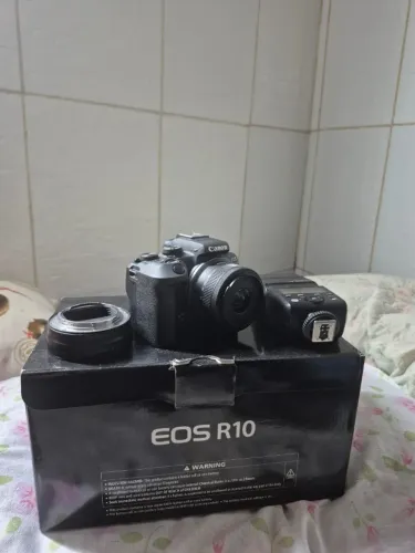 KIT COMPLETO Canon EOS R10 - Flash + Adaptador