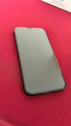 iPhone 16e