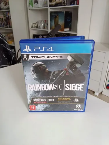 Vendo Tom Clancy's Rainbow Six Siege: Edição Deluxe Ps4 Semi novo 