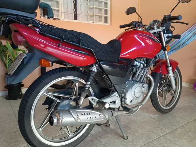 Yes 125cc Muito conservada, ótima!