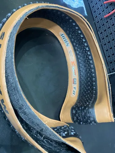 Pneu maxxis