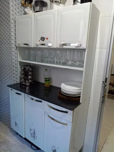 ARMÁRIO DE AÇO