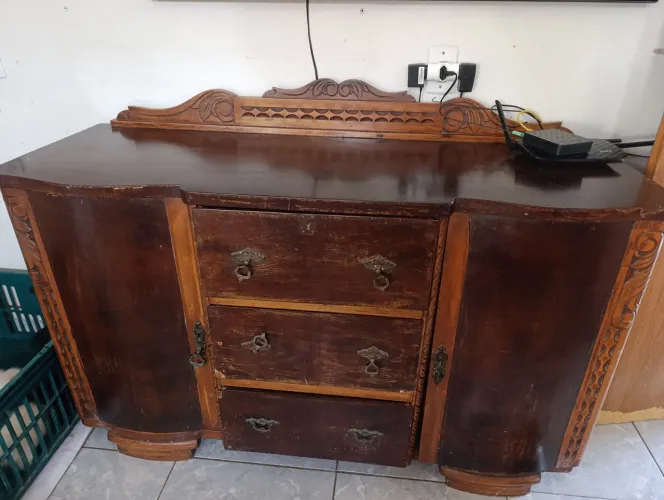 Buffet Antigo