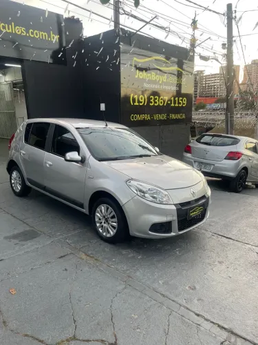 Renault Sandero Privilège Hi-flex 1.6 16V 5P AUT 2013
