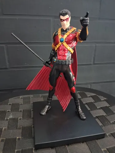 Boneco Batman Red Robin Kotobukiya Com Base