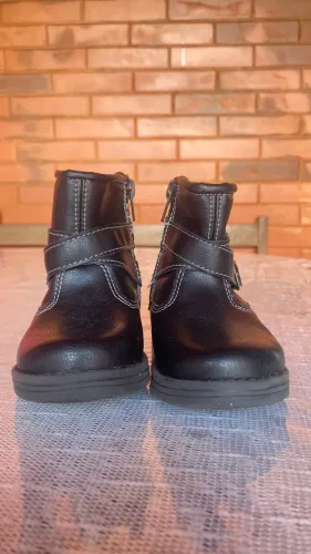 Bota infantil
