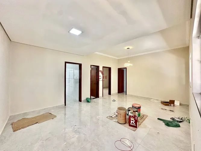 Casa com 2 Quartos à Venda, 90m²