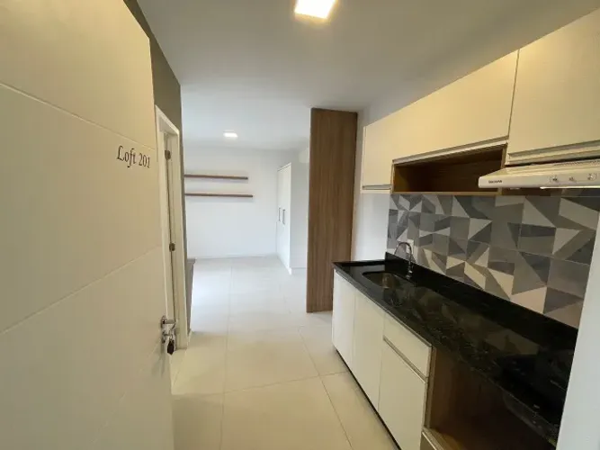 Loft/Studio 202 no Centro próx Av. Mauro Ramos, para até 2 pessoas. Imóvel novo!