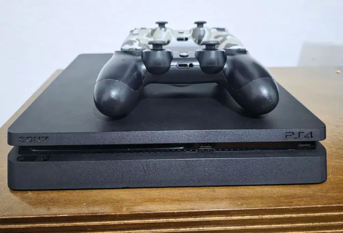 PS4 SLIM 1TB PLAYSTATION 4