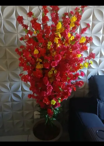 Flor de cerejeira artificial com vaso 