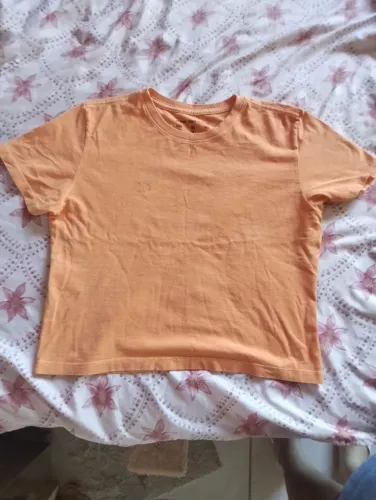 Camiseta Babylook Calvin Klein original usada tamanho M