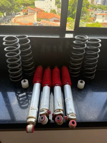 Kit suspensão Suzuki Jimny 2.5 polegadas