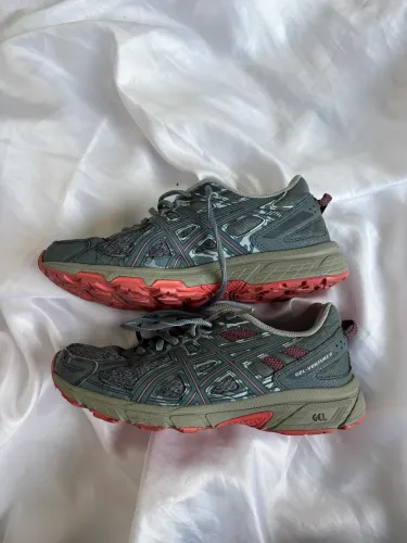 Tênis Asics Gel Venture 6