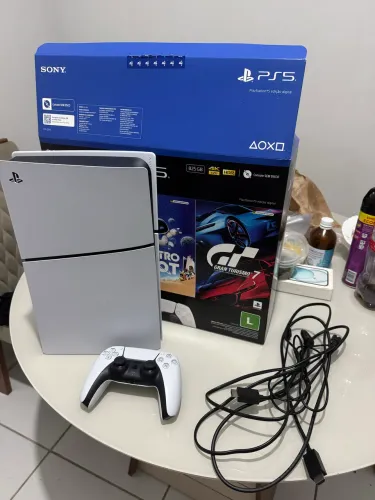 Ps5 com caixa e nota( ainda na garantia )