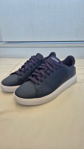 Tênis Adidas original tamanho 38