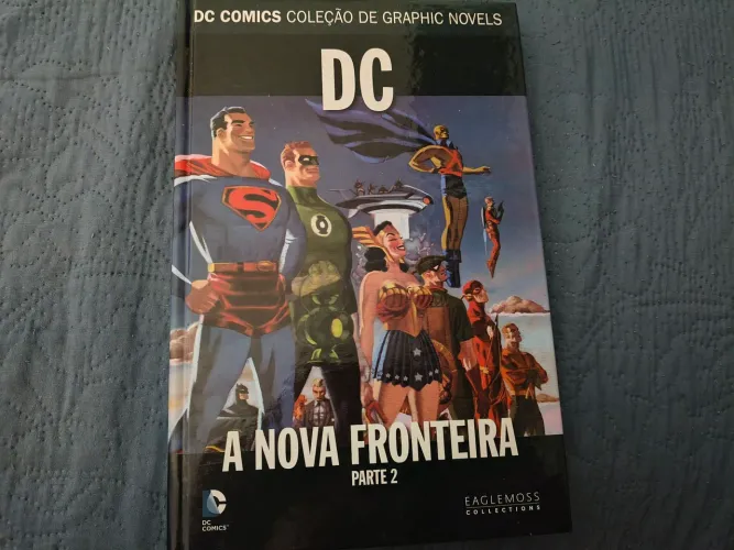 HQs liga da justiça:nova fronteira parte 1 e 2