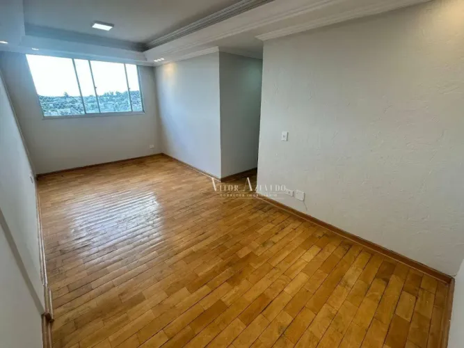 Apartamento com 3 dormitórios para alugar, 70 m² por R$ 2.500,00/mês - Condomínio Residenc