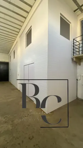 Casa Comercial para Venda em Sorocaba, Jardim Santa Marta, 4 dormitórios, 2 banheiros, 2 v