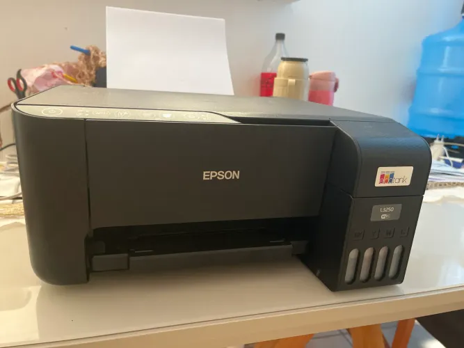 Impressora Epson L3250 semi nova