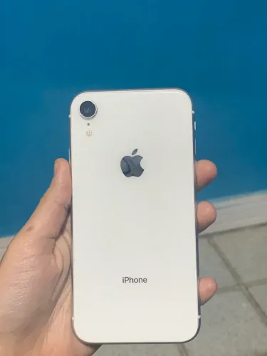 iPhone XR