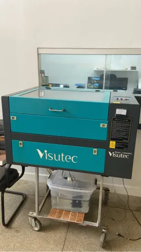 Vendo máquina laser Visutec 6040 AL
