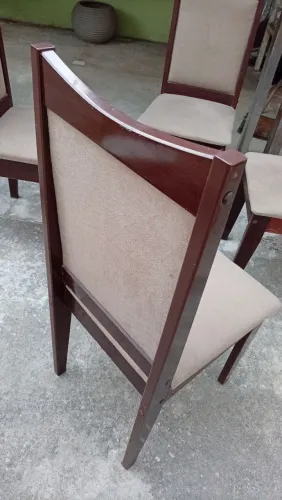 4 cadeiras acochoadas