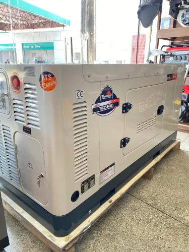 GERADOR DE ENERGIA A DIESEL - TDMG25SE3-220/380