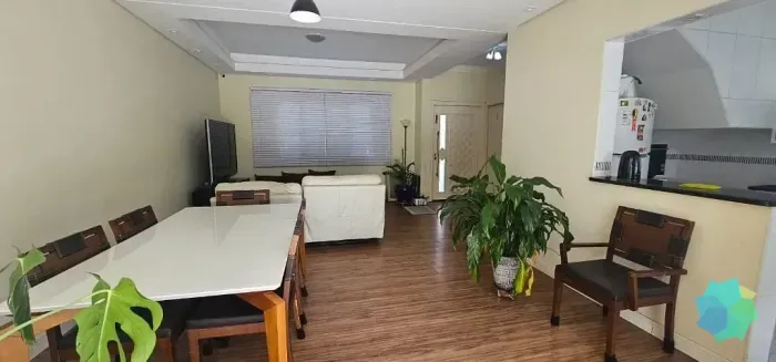 Linda casa no Condomínio Ilha das Águas - Salto/SP