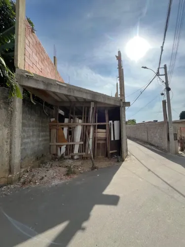 Terreno com construção em vila grauna