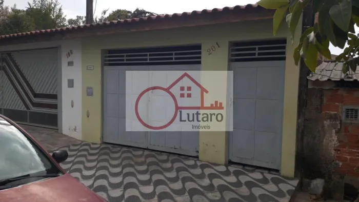 Casa em Jardim Bandeirantes - Elias Fausto