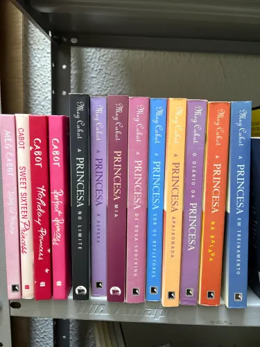 Livros o diário da princesa - Meg Cabot - inclui volumes 1/2 em inglês