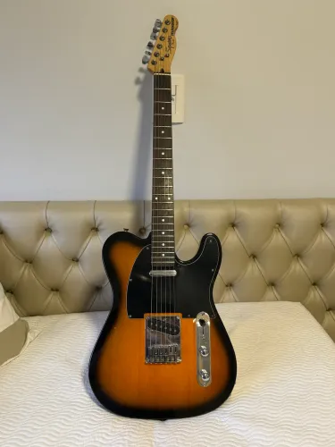 Guitarra Squier Standard Telecaster