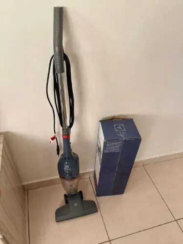 Aspirador de pó Electrolux (NOVO)