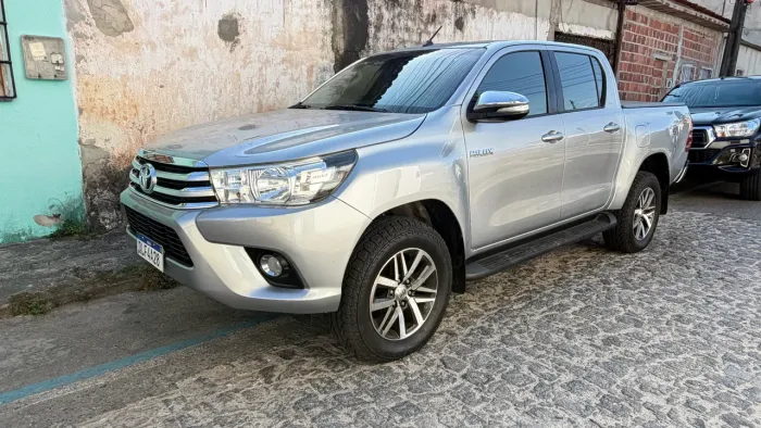 Toyota Hilux CD SRV 4X4 2.8 TDI Diesel Aut. 2017