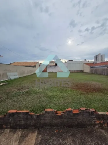 Venda de Terreno / Condomínio na cidade de Botucatu