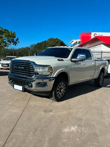 Ram 3500 Limited Longhorn 6.7 TB CD Diesel 2024