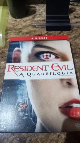 DVD RESIDENT EVIL - QUADRILOGIA (4 DVDS)<br>DVD RESIDENT EVIL - QUADRILOGIA (4 DVDS)